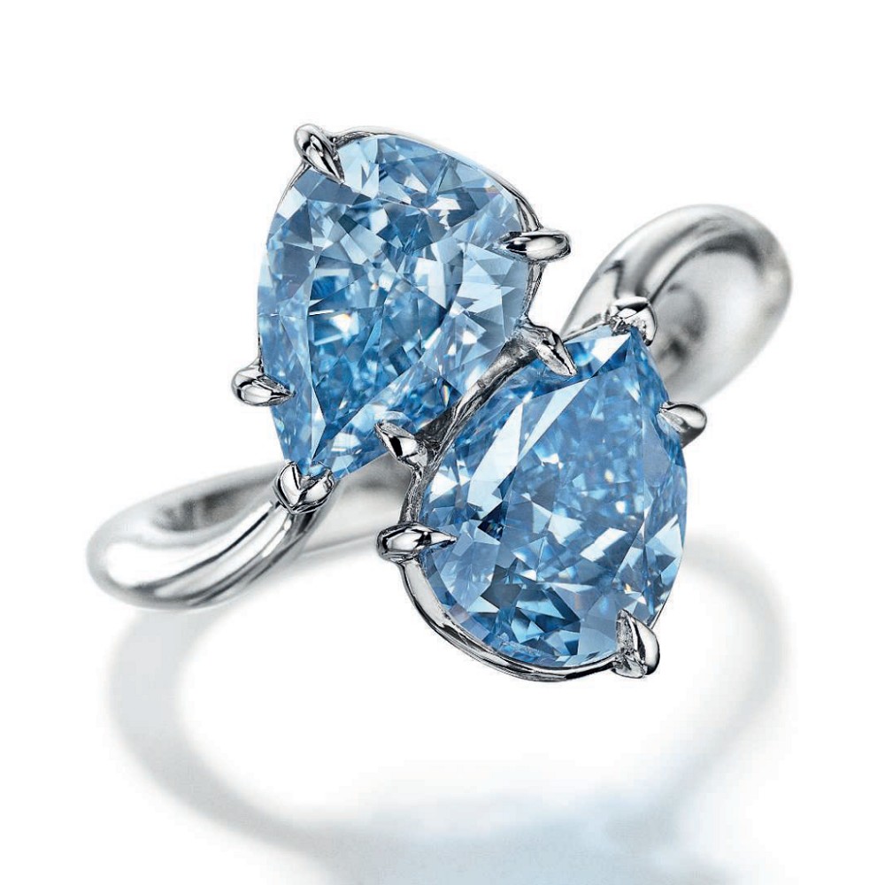 『拍卖』Christie's 纽约珠宝春拍：3.06ct和2.61ct水滴形蓝钻