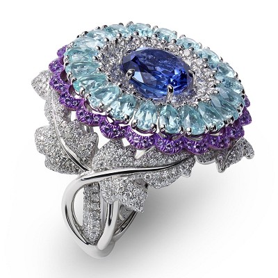 『珠宝』Chopard 推出珠宝新作：Red Carpet 高级珠宝，蕾丝灵感，心形与蝶翼