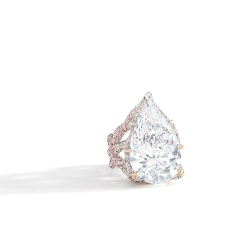 『拍卖』Sotheby's 香港珠宝春拍：88.22克拉 D 色无瑕椭圆形钻石