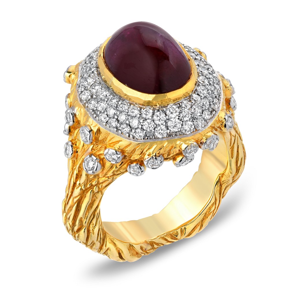 『珠宝』Victor Velyan 推出珠宝新作：冰川深处的红宝石