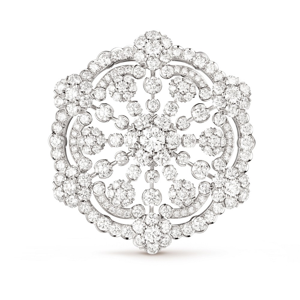 『珠宝』Van Cleef Arpels 推出 Snowflake 珠宝系列：钻石雪花
