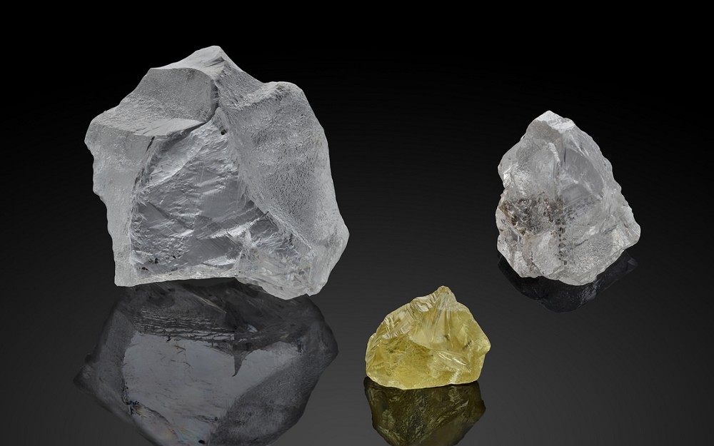 『珠宝』全球一周：Alrosa 在俄罗斯发现一颗28.59ct黄钻原石；Rio Tinto 将招标3颗「Stars of