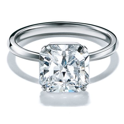 『珠宝』Tiffany 推出 Tiffany True 订婚珠宝系列：新钻石切割与立体「T」元素