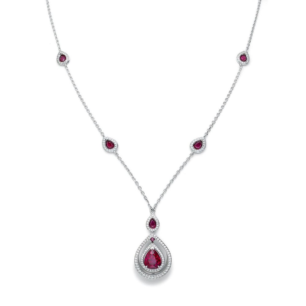 『珠宝』Gübelin 推出 Glowing Ember 和 Sparks of Fire 珠宝系列：红宝石的包裹体