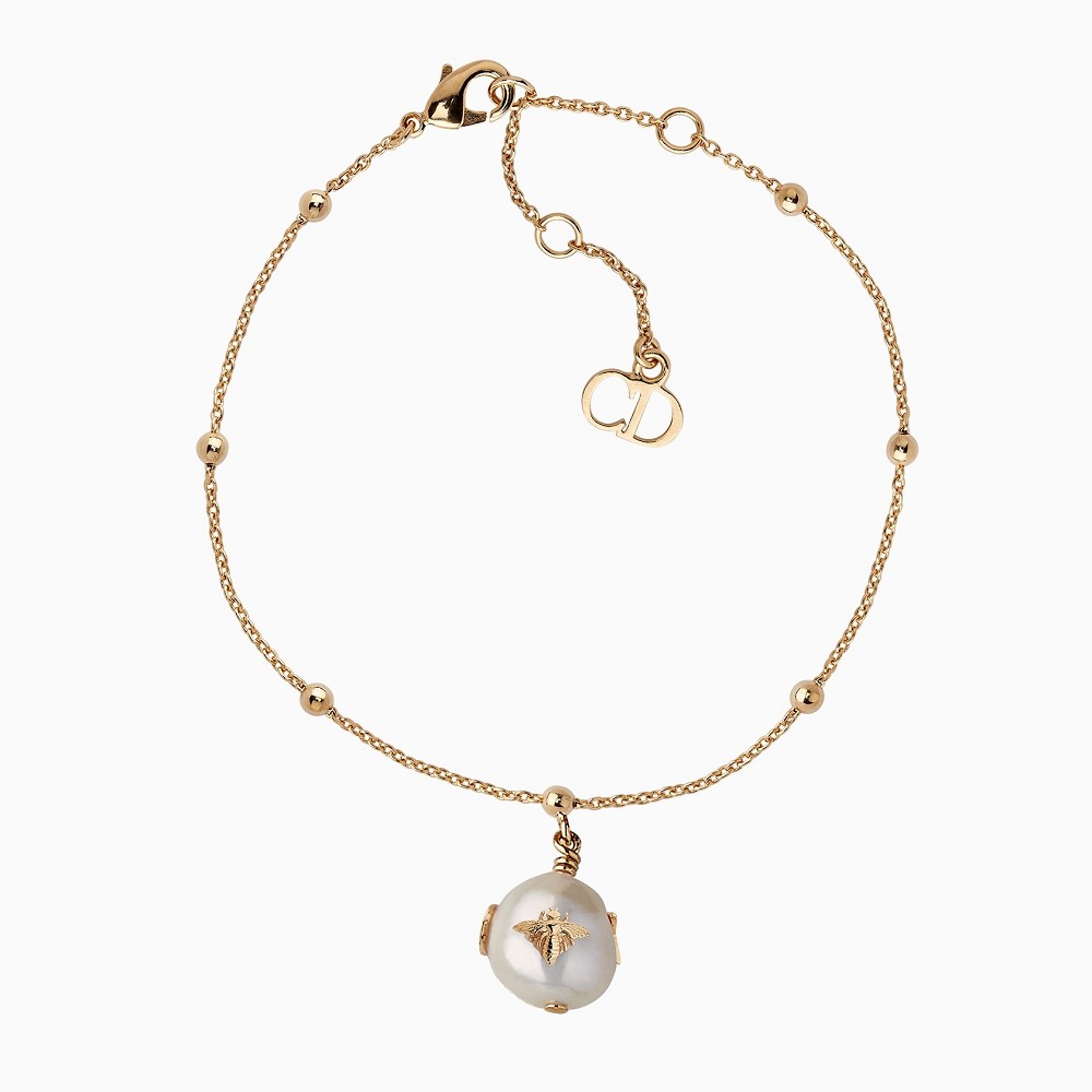 『珠宝』Dior 推出 Perles de Désir 珠宝系列：珍珠与护身符