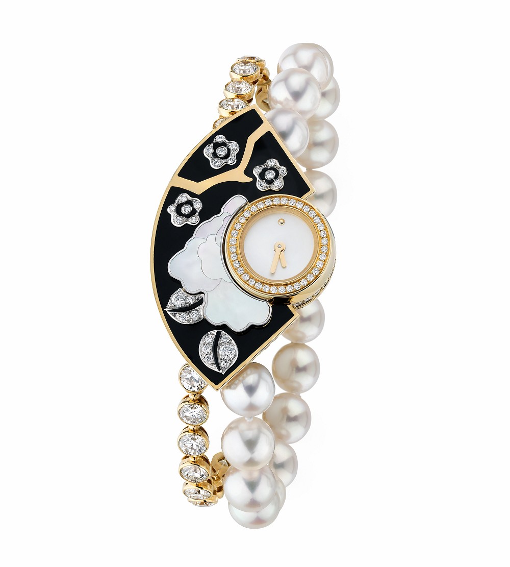 『珠宝』Chanel 推出 Coromandel 高级珠宝系列：乌木漆面屏风