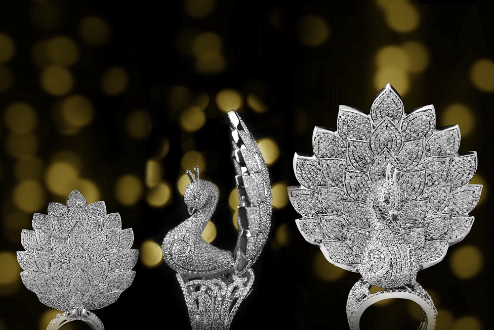 『珠宝』全球一周：印度珠宝商推出镶嵌6690颗钻石戒指打破世界纪录；莱索托王国新发现一颗89.75ct黄钻原石