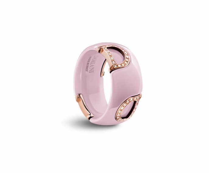 『珠宝』Damiani 推出 D.Icon 系列新作：糖果粉色与心形陶瓷