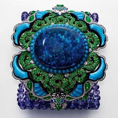 『珠宝』Chopard 推出 2018 Red Carpet 高级珠宝新作：彩色宝石、钛金属与漆器工艺