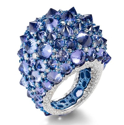 『珠宝』Mattioli 推出 Rêve R 系列珠宝新作：倒转的宝石