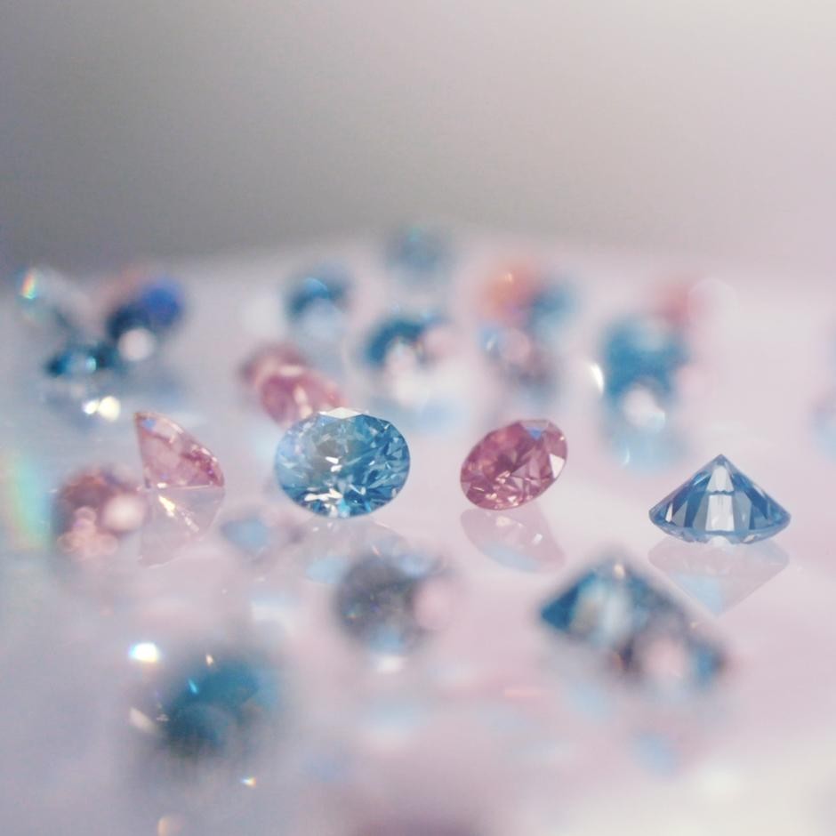 『珠宝』全球一周：Lightbox 推出「实验室合成钻石」珠宝系列；加拿大 Gahcho Kué 钻石矿发现一颗95.2
